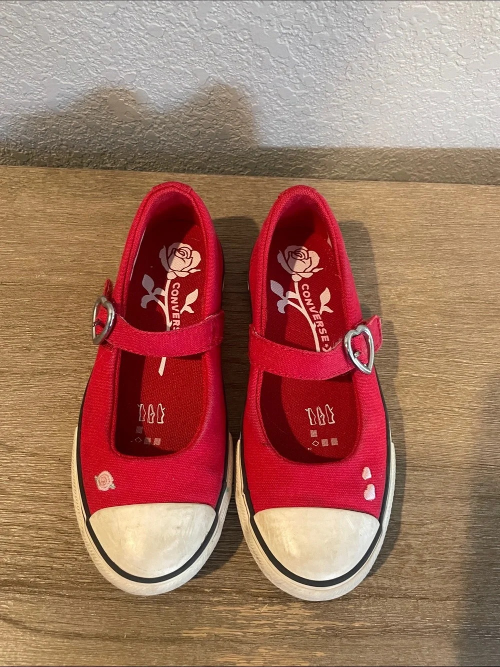 Converse Chuck Taylor All Star Dainty Little Kid Girls' Mary Jane Shoes